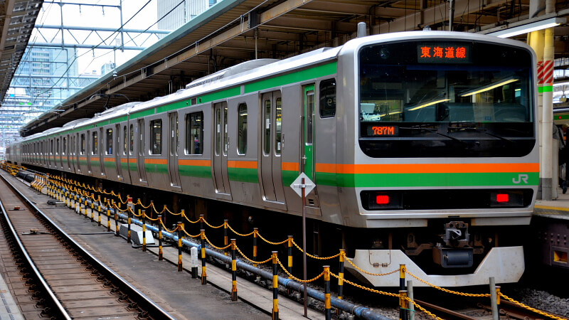 JR東海道線　女性車掌　暴力