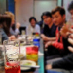 飲み会　奢り　支払い