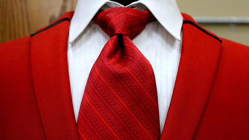 赤いスーツ
