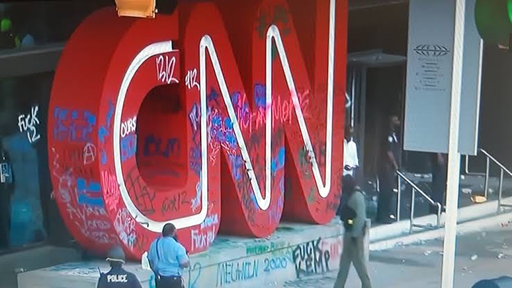 アメリカ　CNN　暴動
