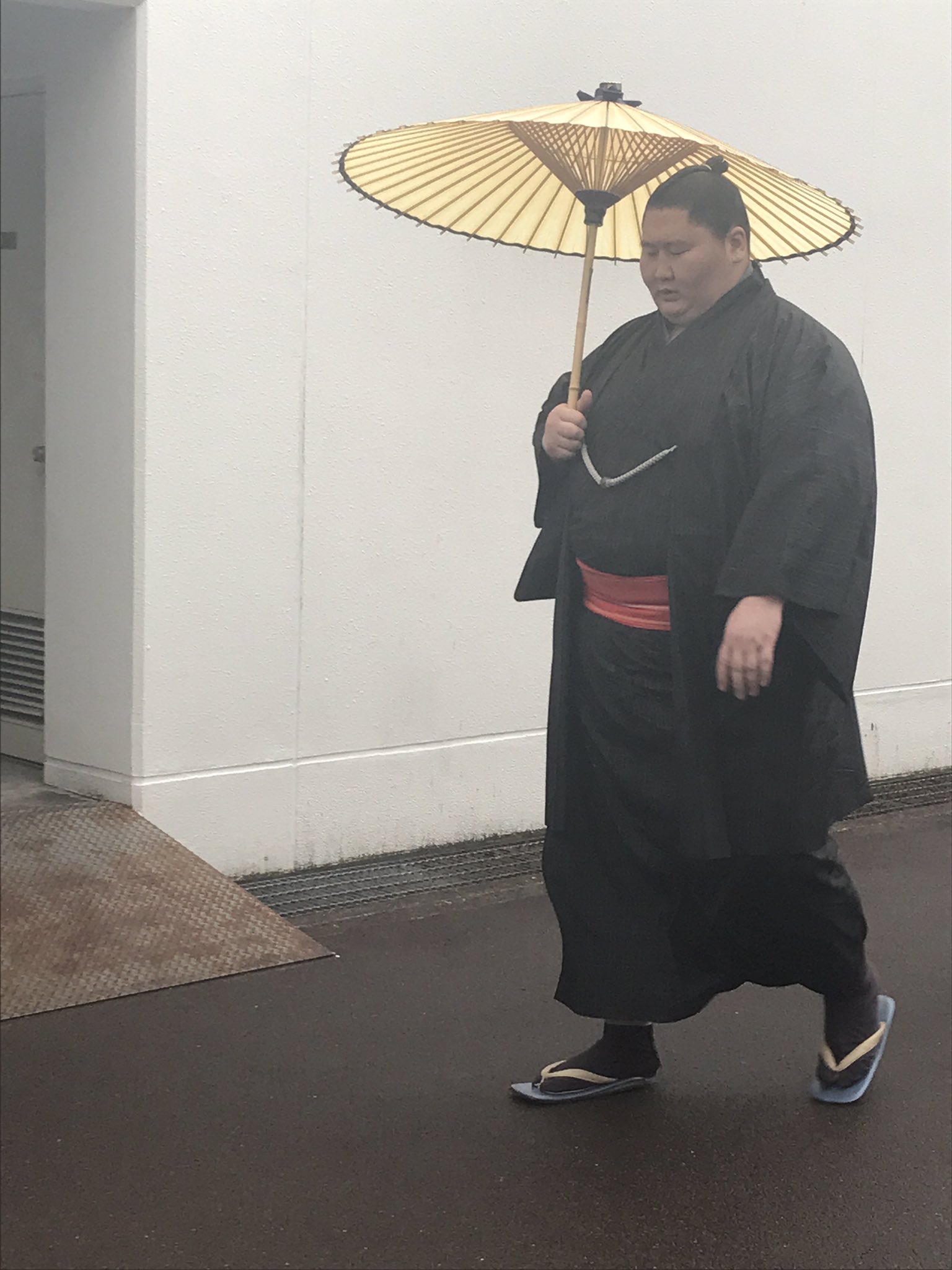 力士　日本傘