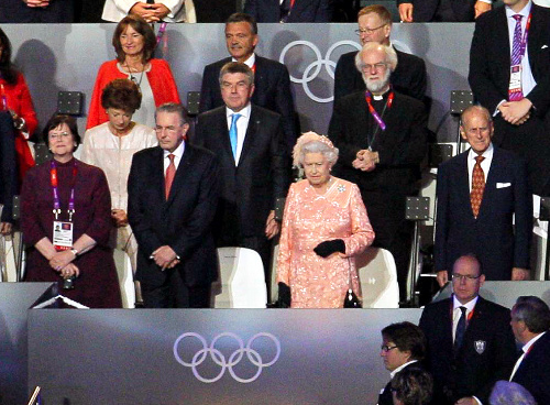 ロンドンオリンピック　エリザベス女王