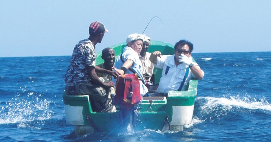 すしざんまい　ソマリア　海賊　マグロ漁